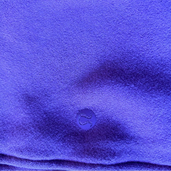 Lululemon scuba joggers size 4 purple in colour in great condition - Picture 4 of 7